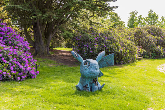 Bronze Crystallized Seated Pikachu (2022) by Daniel Arsham, as displayed in YSP, West Bretton, England.
