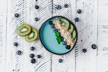 Spirulina Blue and Blueberry Smoothie