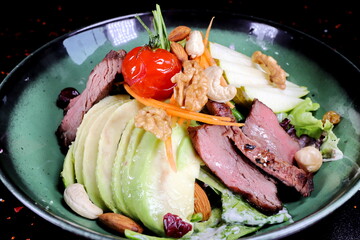 Favorite salad with roast beef and avocado - 619607402