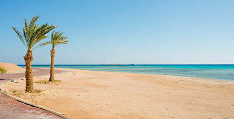 Fototapeta premium sea and beach in sahl hasheesh