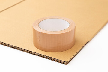 段ボールとガムテープ