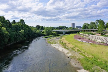 Fototapeta na wymiar 観光地　宮城県仙台市広瀬川に架かる大橋からの眺め