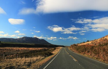 Fototapeta na wymiar Breathtaking landscape during roadtrip from Te Anau to Dunedin, New Zealand.