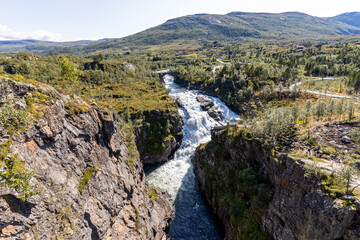 Fototapeta na wymiar Vørgingsfossen - Wasserfall Norwegen 6