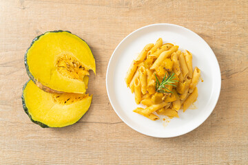 pumpkin penne pasta alfredo sauce