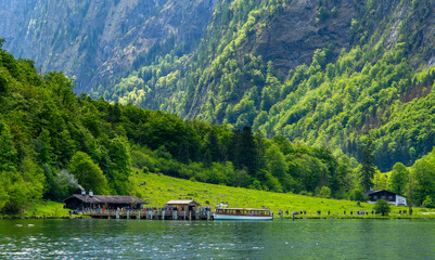Obraz premium Bootsanleger in Salet, Königssee, Berchtesgadener Land, Bayern, Deutschland