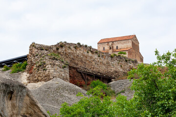 Fototapeta na wymiar Remains of the old cave city of Uplistsikhe in Georgia