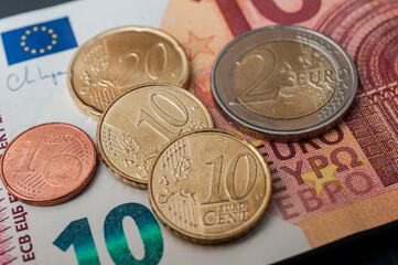 Mindestlohn 12,41,-€ ab 01.01.2024 in Deutschland
