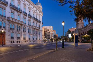 Naklejka premium Beautiful architecture of Valencia city at dawn, Spain
