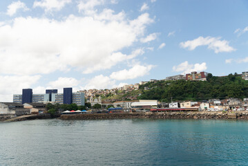 Naklejka premium View of the mountain houses and seafront from the Bom Despacho maritime terminal