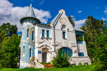 Obraz premium VOROBYOVO, RUSSIA - AUG. 2015: House of russian surgeon S.P. Fyodorov, in manor Vorobyovo 1898 - 1904