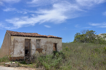 house in ruins, simple house in the mountain  brazilian trails, trails, trails in brazil,...