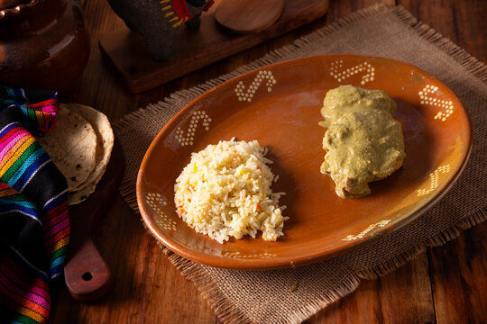 Pipian, Also Known As Mole Verde, Food From Mexico And Other Latin American Countries, Chicken Meat Bathed In Mole Sauce Made With Pumpkin Seeds, Dried Chili Peppers And Several Other Ingredients.