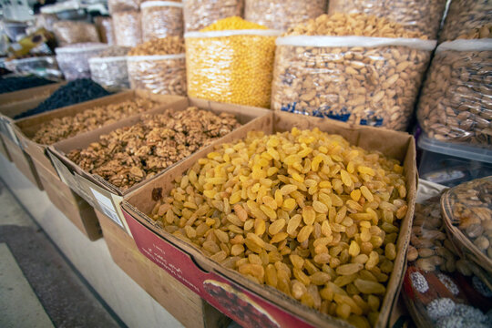 The yellow raisins in the bazaar.