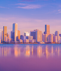 Naklejka premium city skyline at sunset colors pink violet blue miami Florida