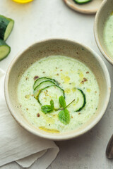 soupe froide gaspacho concombre menthe citron