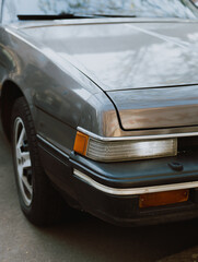 Obraz na płótnie Canvas Close-up of a retro car from the front
