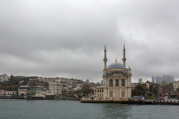 Fototapeta na wymiar view of the bosphorus