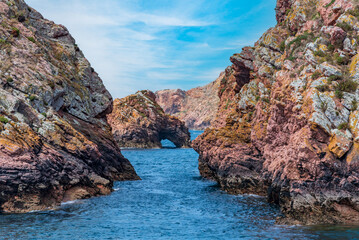 Fototapeta premium Cliffs in the Berlengas natural park, on Berlenga island, the largest of the archipelago. Portugal.
