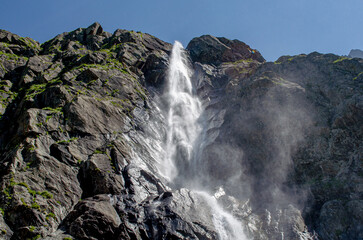 Мидаграбинские водопады