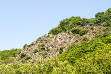 Les falaises du Bec Corbin, affleurement rocheux en Suisse Normande
