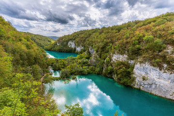 Fototapeta na wymiar Beautiful landscape of Plitvice Lakes national Park, Croatia.