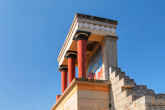 Palace of Minos, restored north entrance, ancient city of Knossos, Iraklion, Crete, Greek Islands