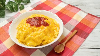 オムライス　イメージ