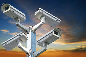 Multi-angle CCTV system background blast, cipping path technology