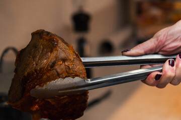 Flavorful Braised Meat in Tomato Sauce: A Hearty Accompaniment to Perfectly Cooked Noodles