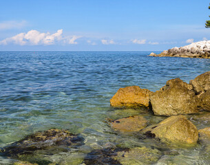 Spiaggia di Portonovo (Marche, Italia). Spiaggia all'interno del Parco del Conero.