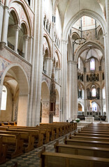 Inneres des Domes in Limburg an der Lahn