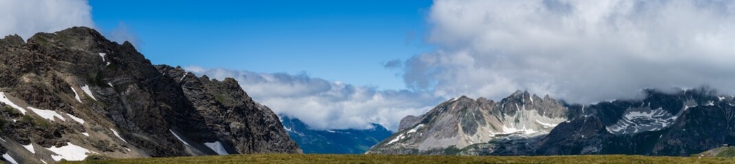 Vue panoramique depuis le col de l'Iseran, Isère, vallée de la Tarentaise, Savoie, Alpes, France