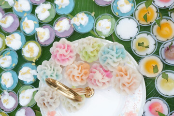 Thai desserts made in the shape of flowers are delicious.