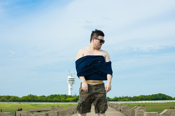 Hengsha Island, Chongming District, Shanghai - Portrait of people on the seawall