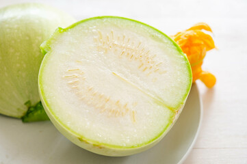 丸ズッキーニの断面