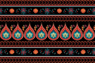 Seamless ethnic paisley pattern. elegant paisley pattern, allover composition. beautiful Aztec fabric mandala textile native motif carpet paisleys with floral motives.