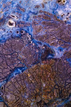 Black galaxy and bule agate symbiotic
