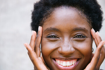close-up portraits of very expressive woman