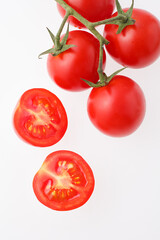 房付きトマト　白バック