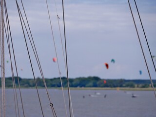 Kitesurfen bei Wiek im Windland auf Rügen