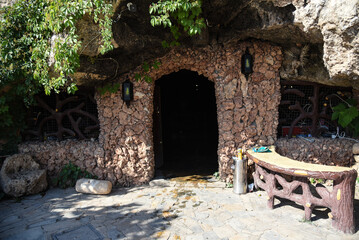 Anishke Cave - Duhok - Kurdistan - Iraq