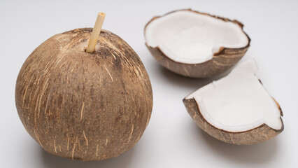 ココナッツジュース(オールドココナッツ)　イメージ