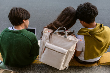 Back Teenagers with backpack