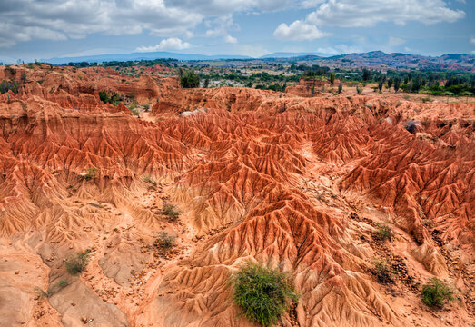 El Desierto de la Tatacoa es considerado como uno de los principales atractivos ambientales y tur&iacute;sticos del departamento del Huila, Colombia.