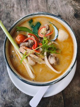 delicious chicken tomyum soup
