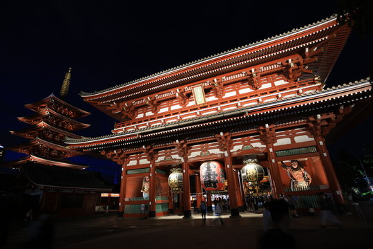 Sensoji Temple exterior. it is popular with both locals and tourists as its have been beginned since Edo period.