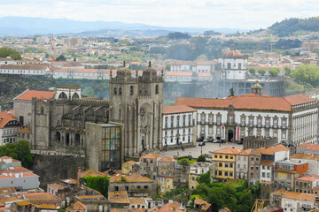 Fototapeta premium Panoramic view of the Porto Cathedral