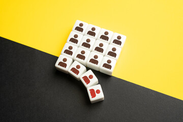 Planned layoffs. The collapse of the team. Exit members from the group. Teams rescue and...