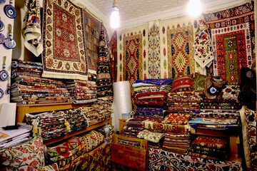 Turkish bazaar textiles handmade include carpet, rug, etc with